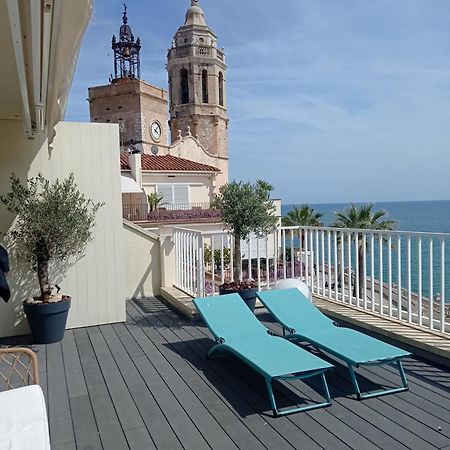 Atico Con Fantasticas Vistas Al Mar Y La Iglesia Lejlighed Sitges Eksteriør billede